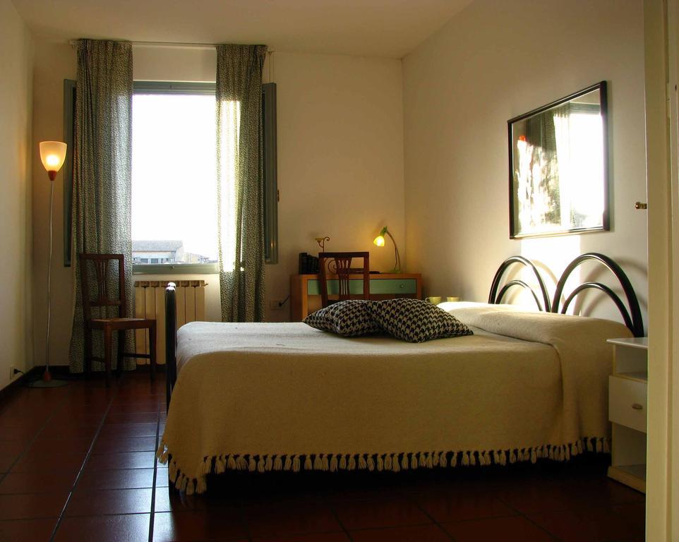 Residenza Turrena Aparthotel Perugia Szoba fotó