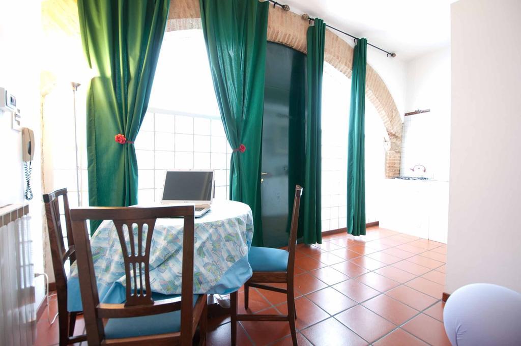 Residenza Turrena Aparthotel Perugia Szoba fotó